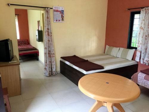 Mtdc Approved Mohiniraj Guest House Nashik Eksteriør billede